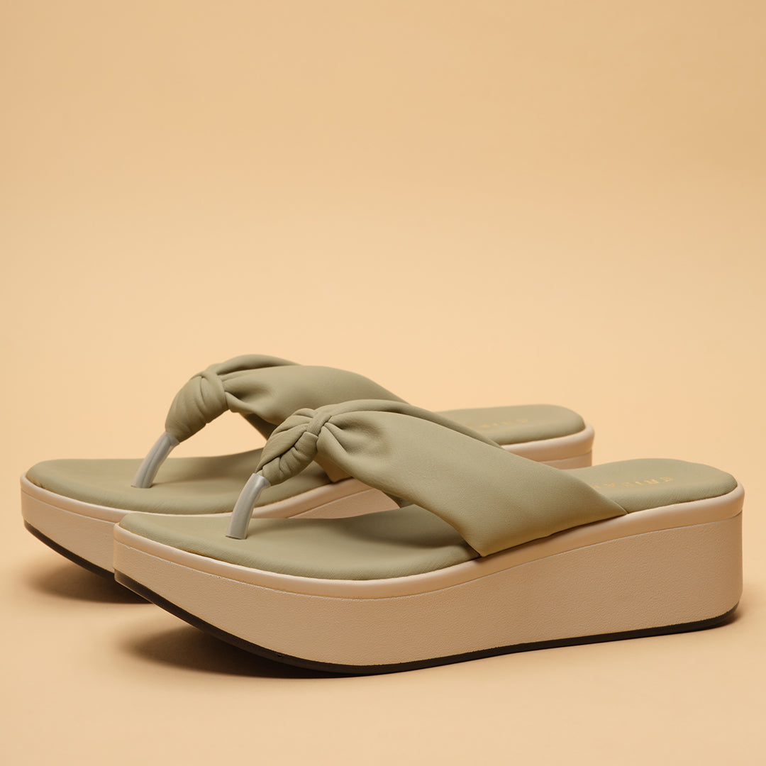 Soft Sole vs Hard Sole Shoes: What’s Better?