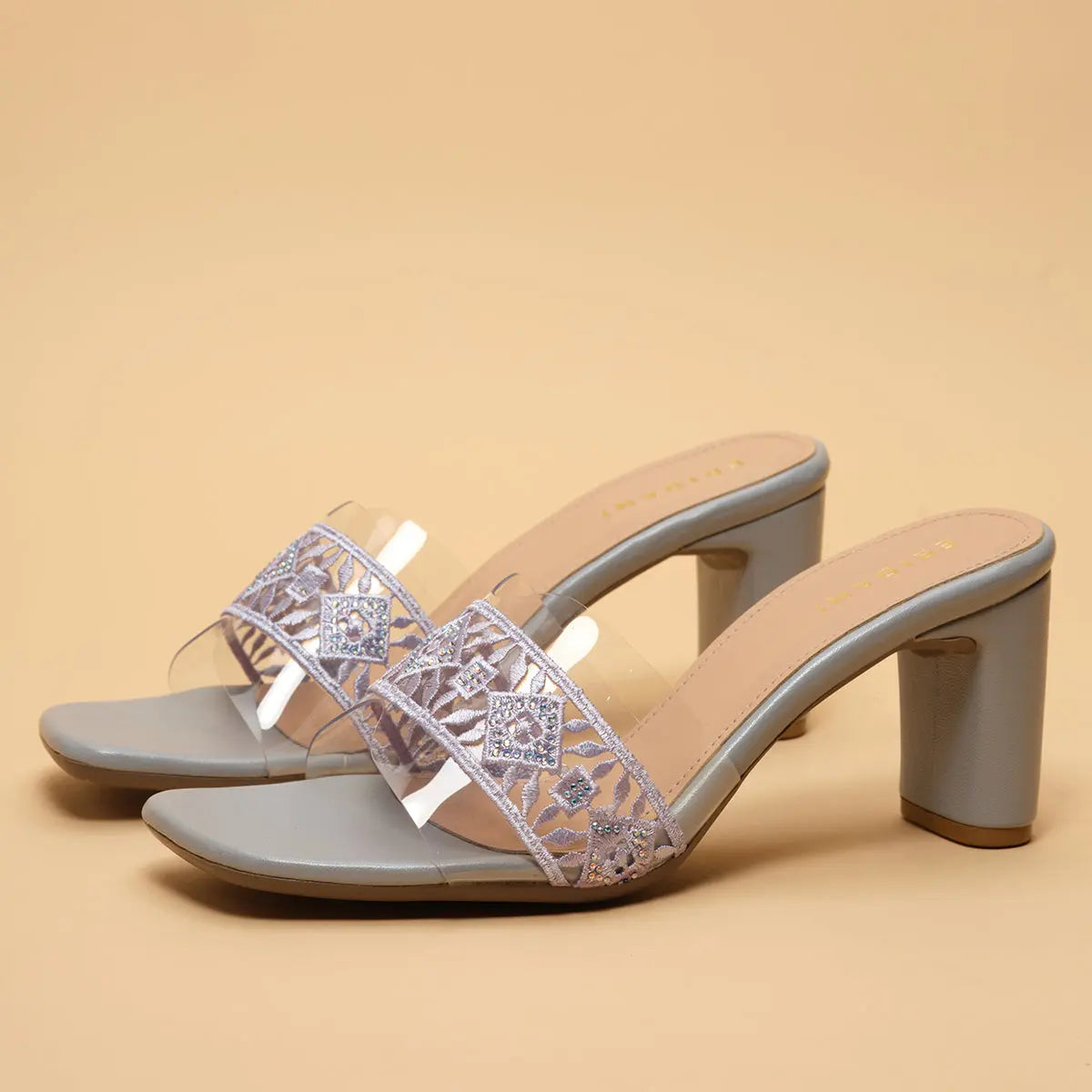 Celebrity-Inspired Footwear Looks You Can Try Eridani