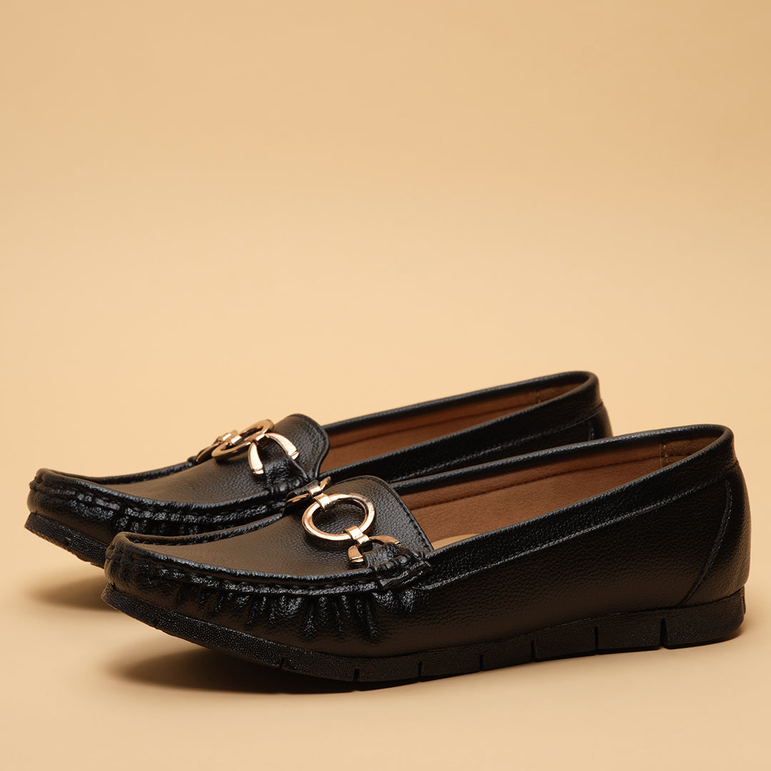 10 Office-Ready Winter Footwear Ideas Every Woman Should Try