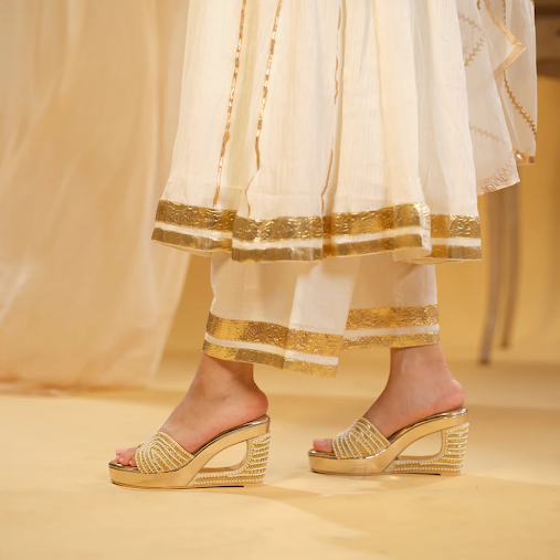 Heeled or Flat? Decoding the Right Formal Footwear for Every Occasion