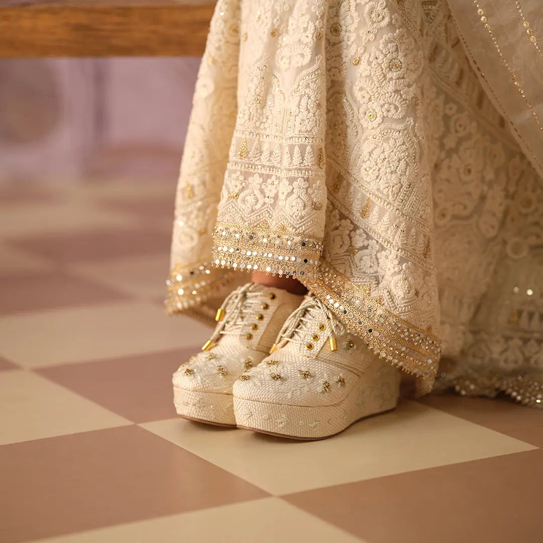 Ziya Embroidered Sneakers Diamond Footwear