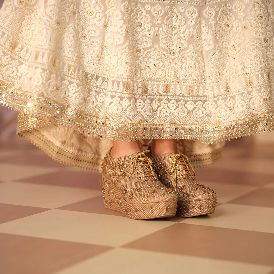 Ziya Embroidered Sneakers Diamond Footwear