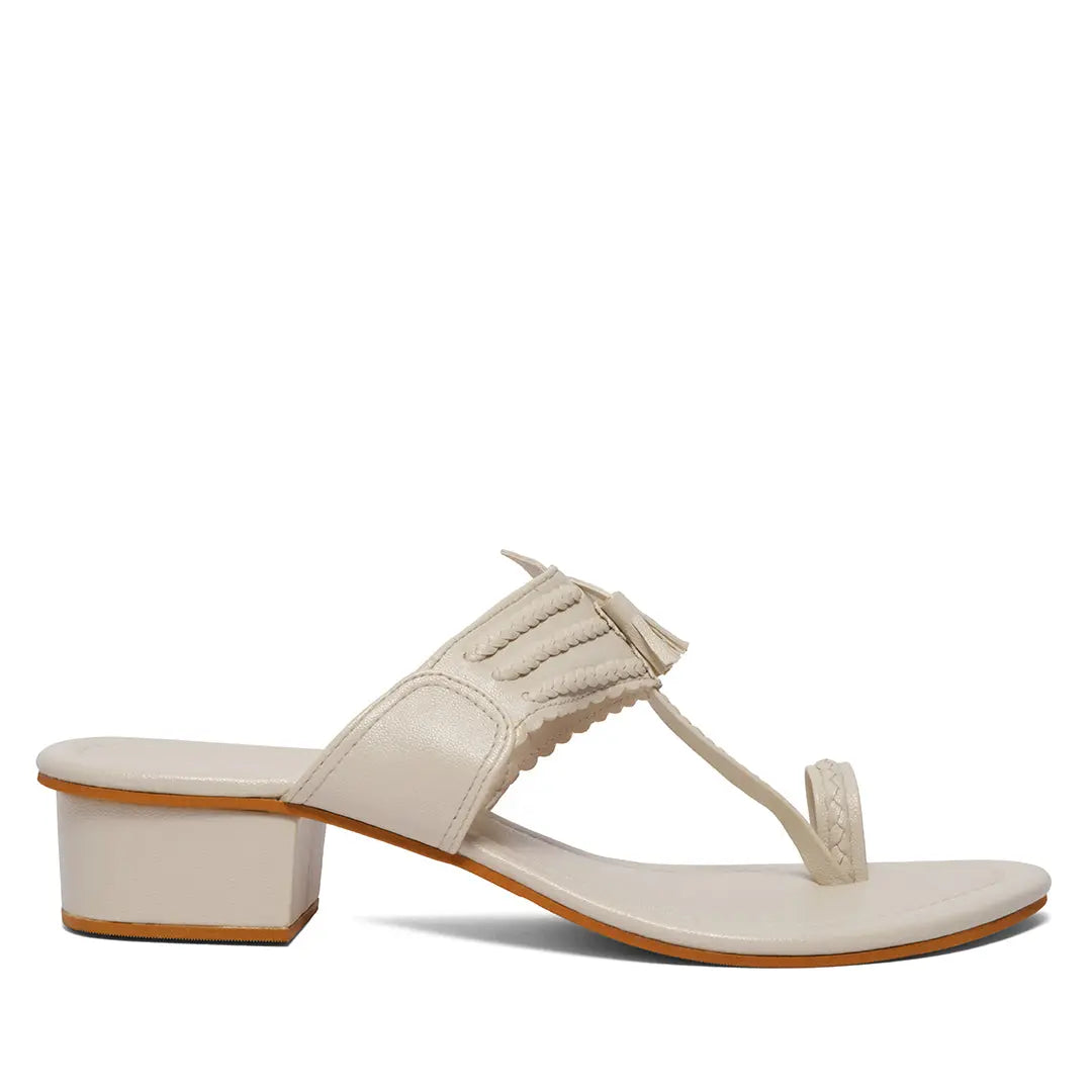 Aarika Solid Kolhapuri New Shoeb
