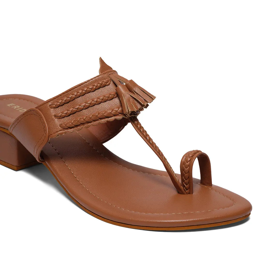 Aarika Solid Kolhapuri New Shoeb