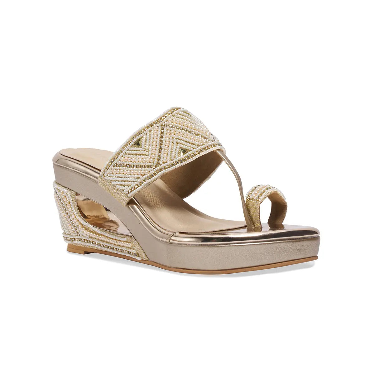 Aashi Embellished Kolhapuri Wedges Come