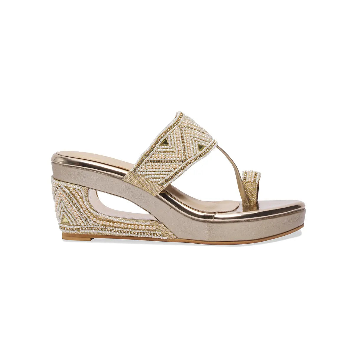 Aashi Embellished Kolhapuri Wedges Come