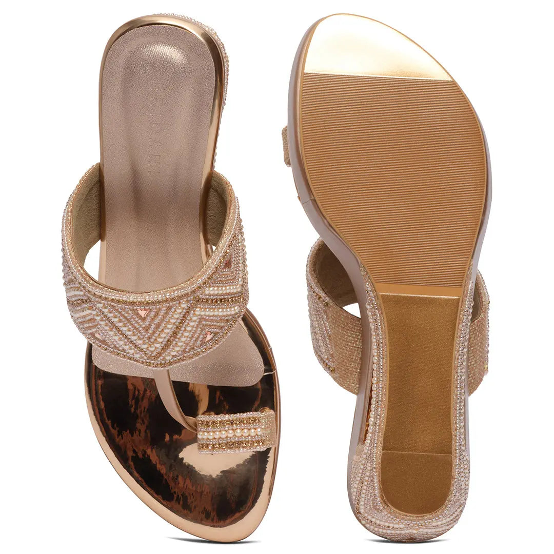 Aashi Embellished Kolhapuri Wedges Come