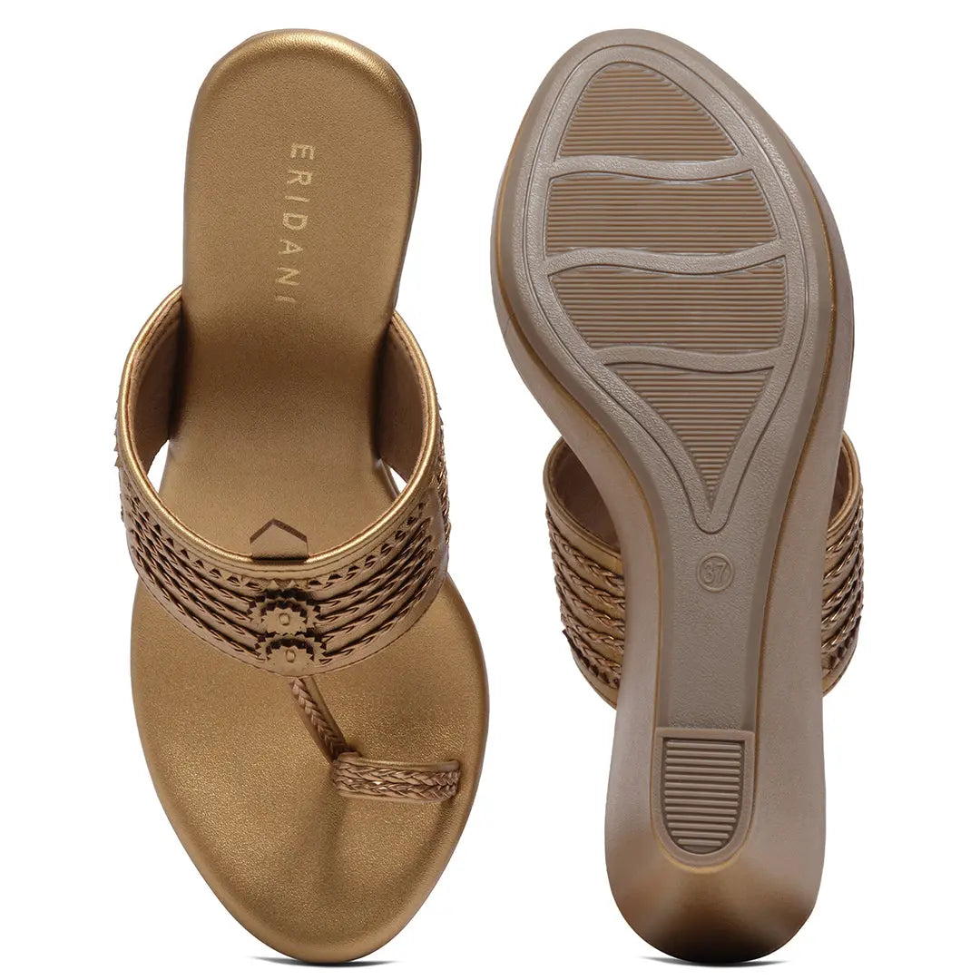 Ahraya Kolhapuri Wedges Macro Footwear