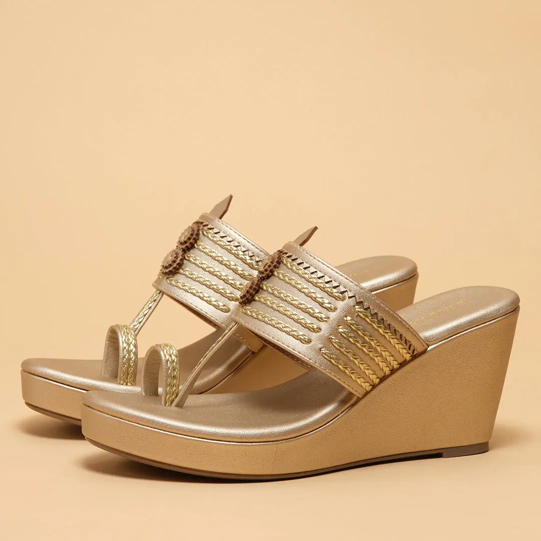 Ahraya Kolhapuri Wedges Macro Footwear