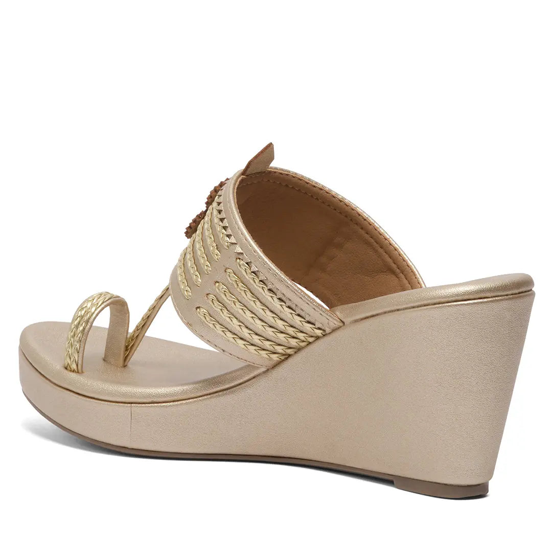 Ahraya Kolhapuri Wedges Macro Footwear