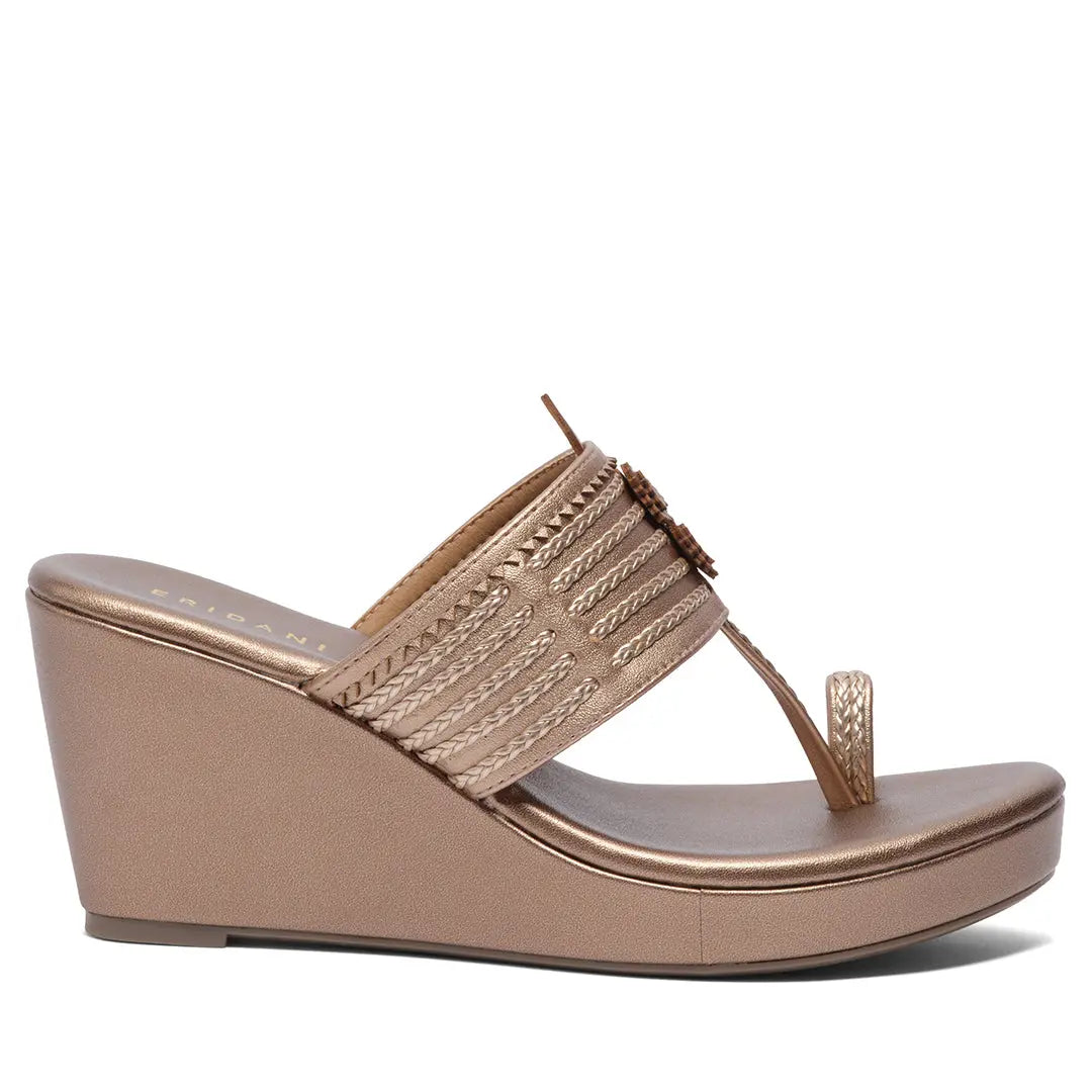 Ahraya Kolhapuri Wedges Macro Footwear