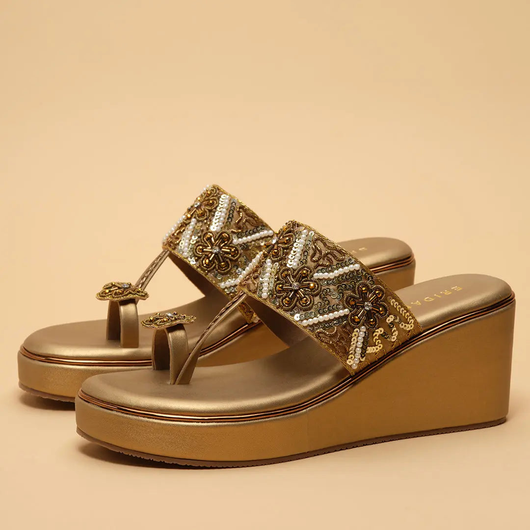 Ainaz Embroidered Wedges Sapphire