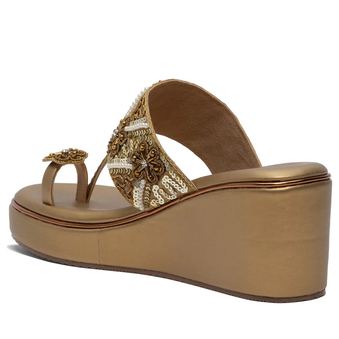 Ainaz Embroidered Wedges Sapphire