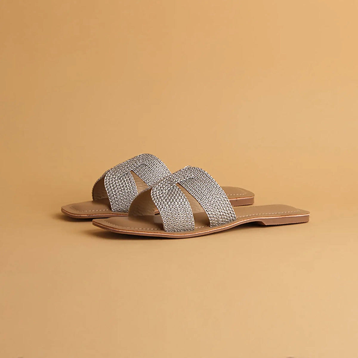 Aisha Metallic Flats Ahmad Arts