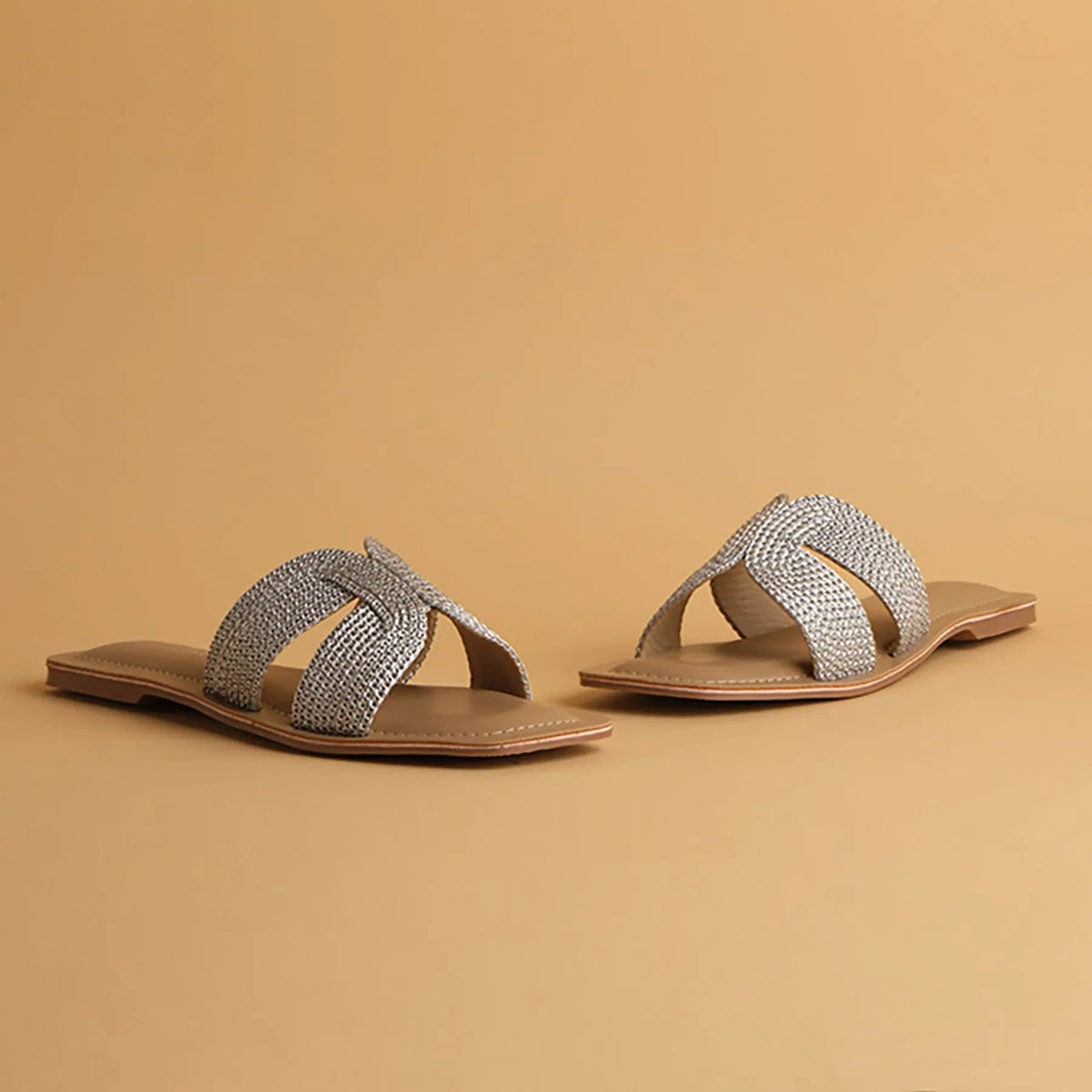 Aisha Metallic Flats Ahmad Arts