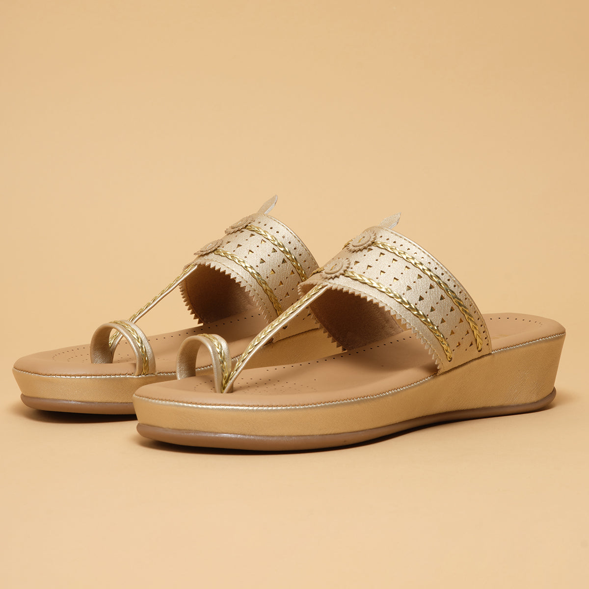 Alina Kolhapuri Flatforms