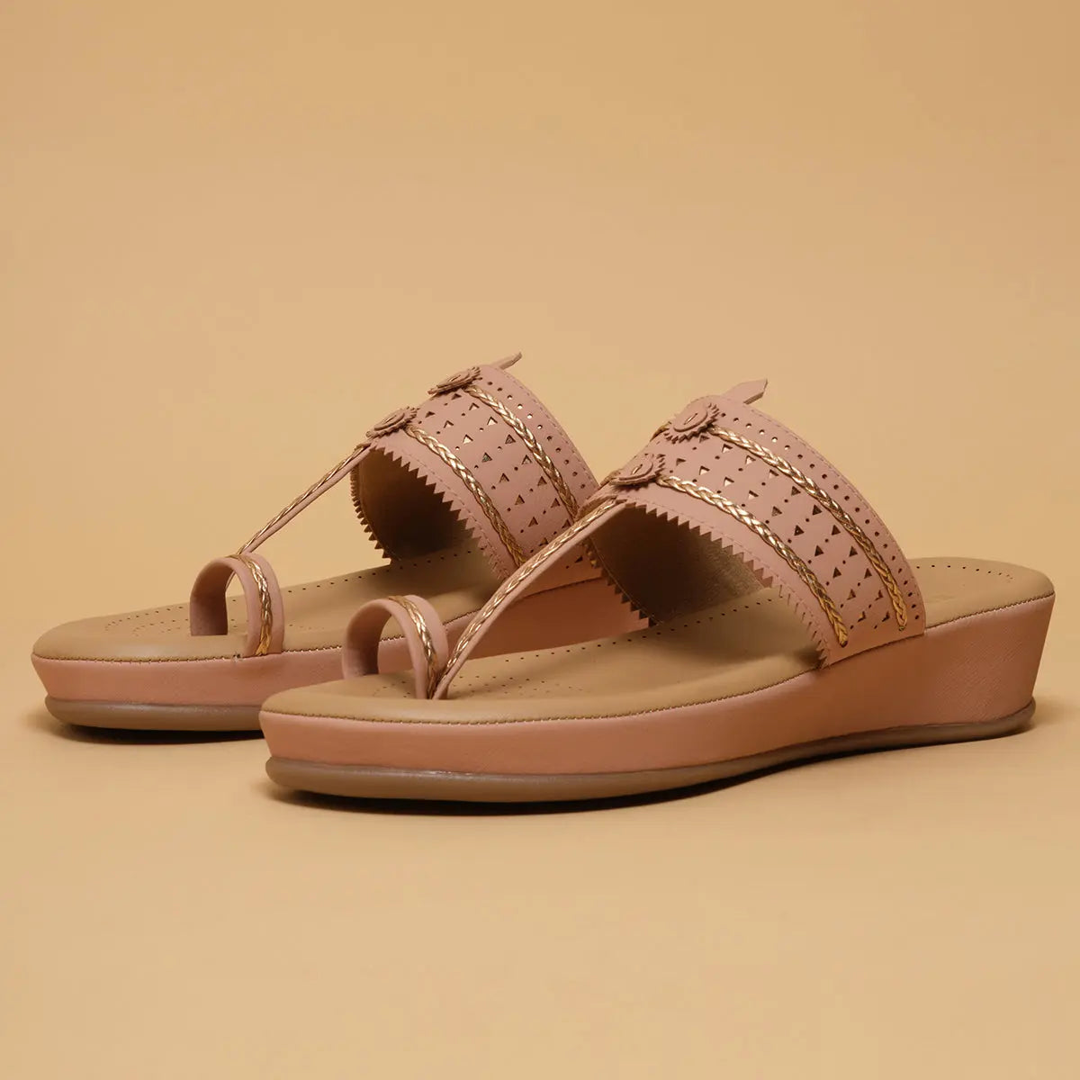 Alina Kolhapuri Flatforms Step Cloud Footwear