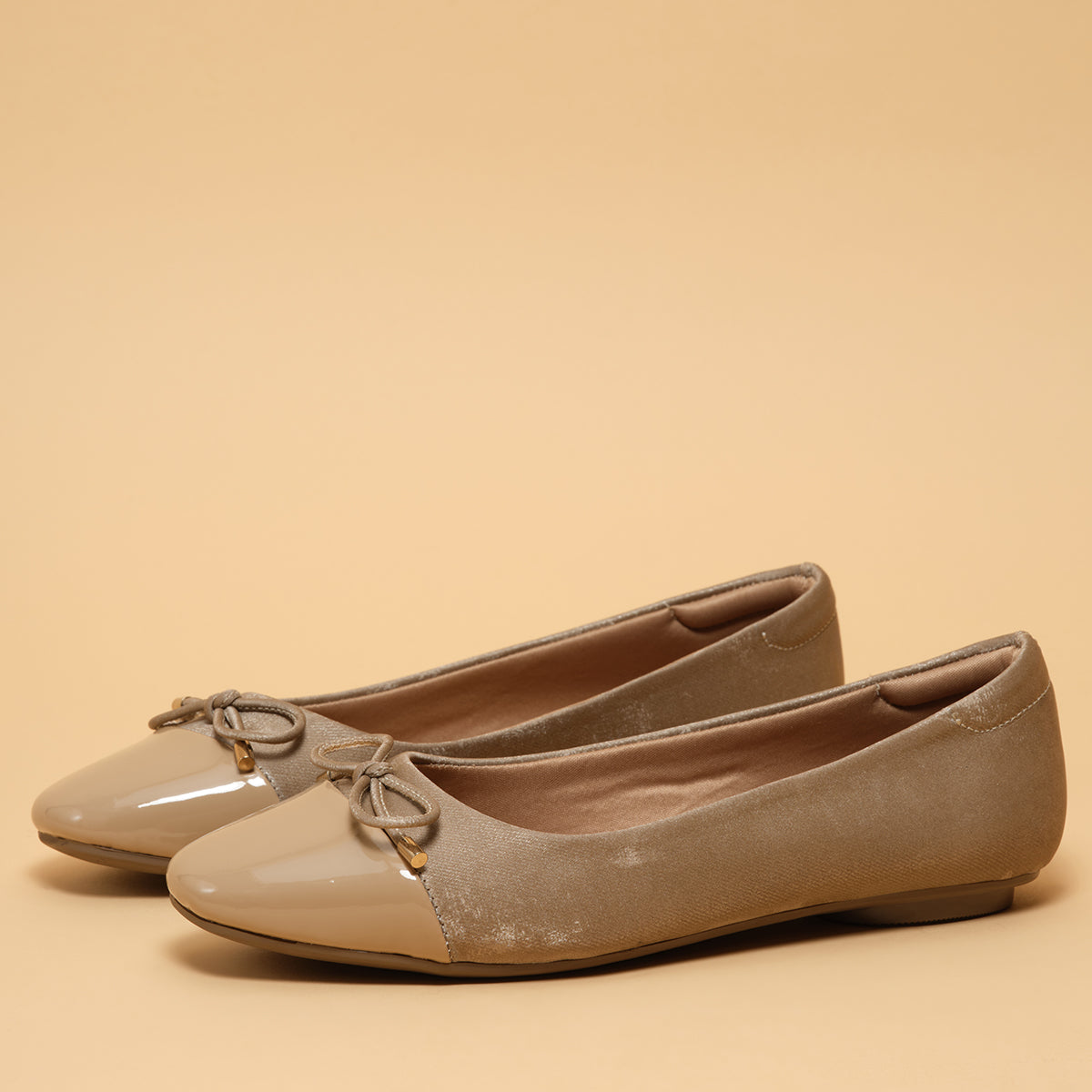 Anette Textured Ballerinas