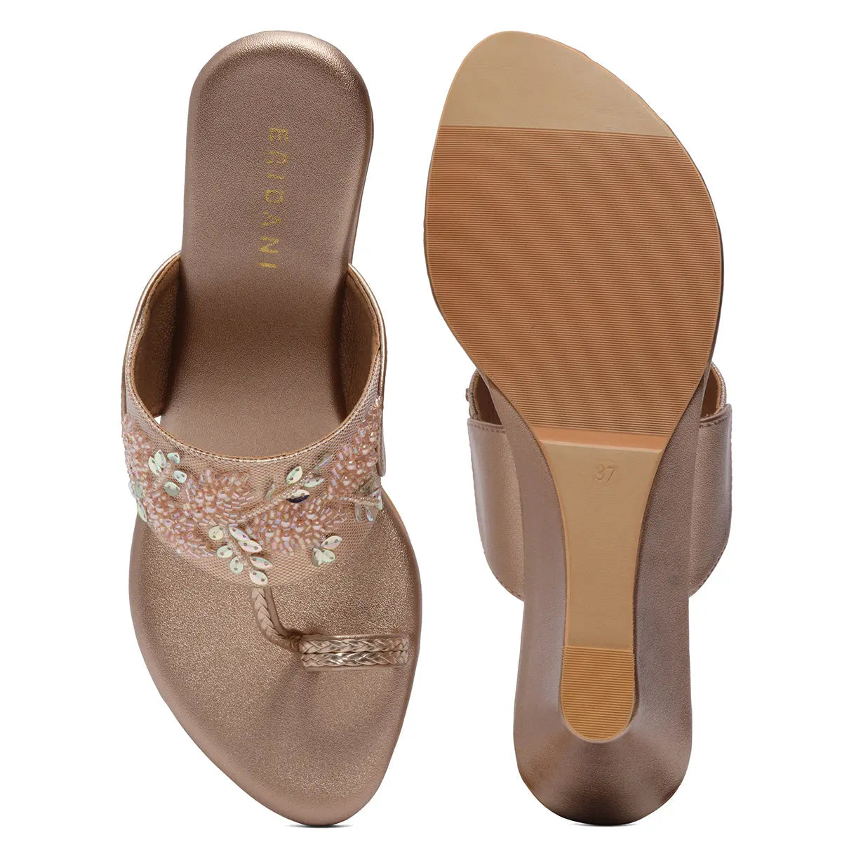 Aurya Kolhapuri Wedges Macro Footwear