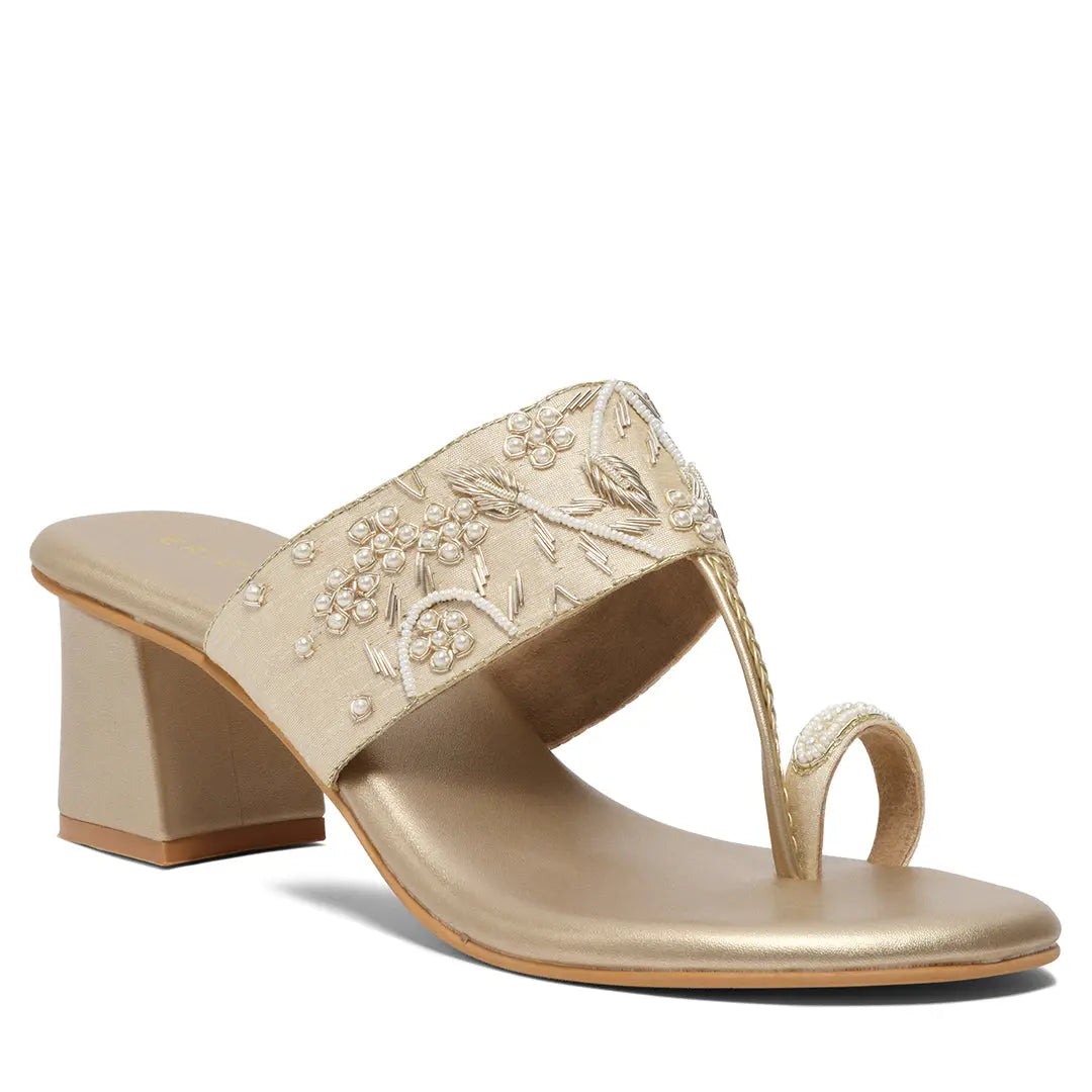 Avika Embroidered Kolhapuri Mahek Footwear