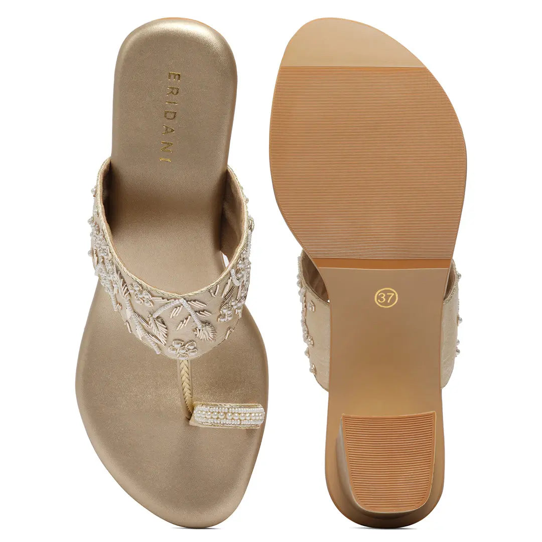 Avika Embroidered Kolhapuri Mahek Footwear