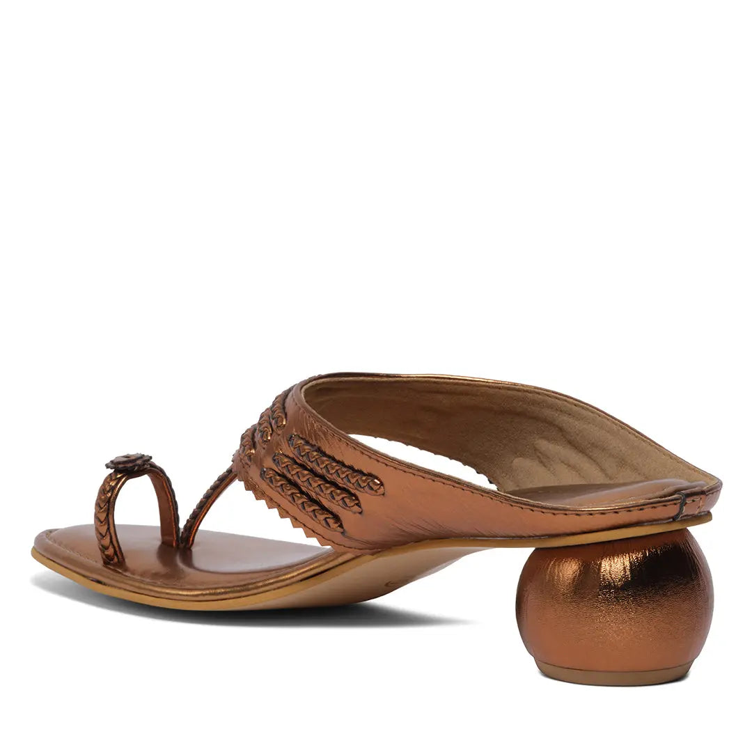 Avya Metallic Kolhapuri Heels Akil Eridani