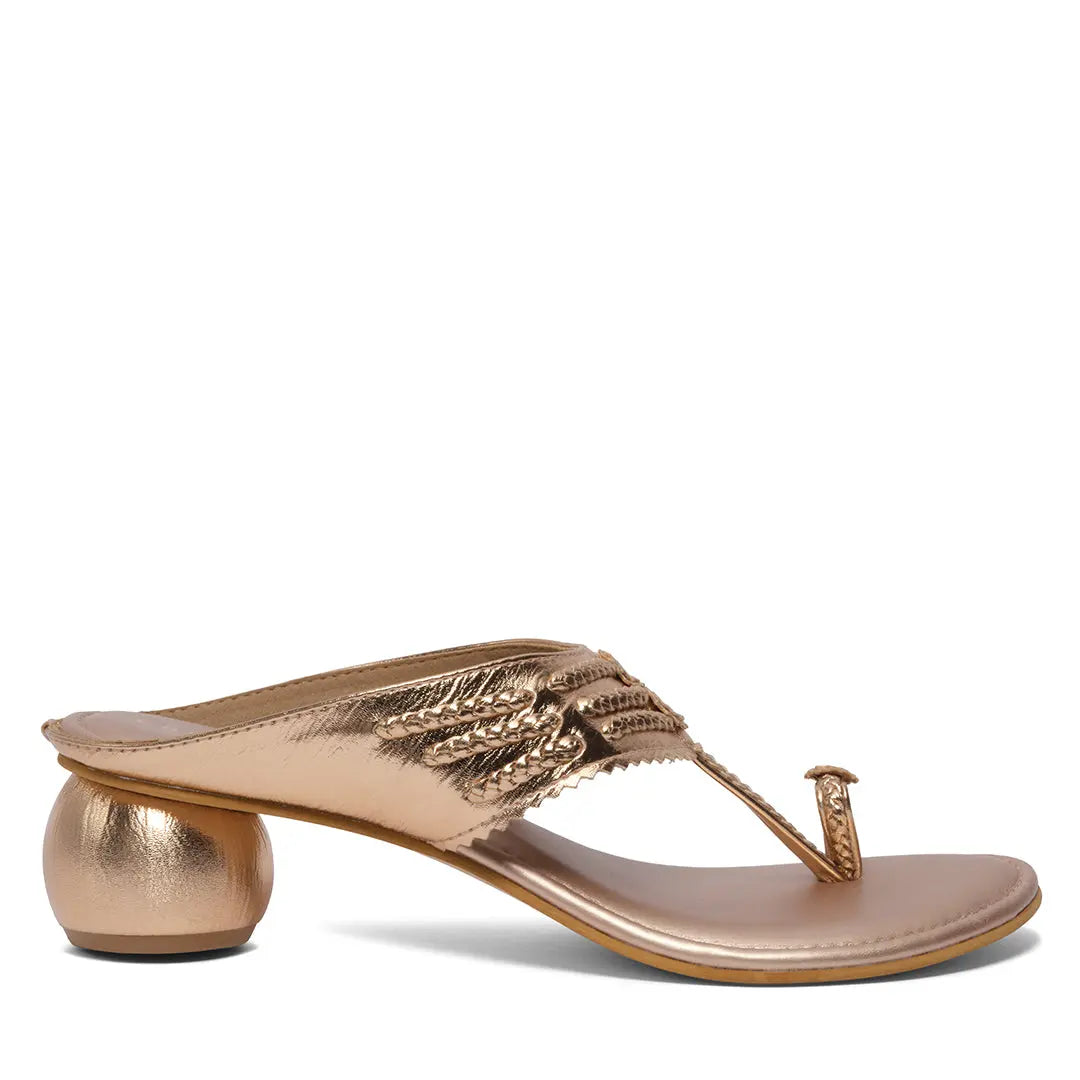 Avya Metallic Kolhapuri Heels Akil Eridani