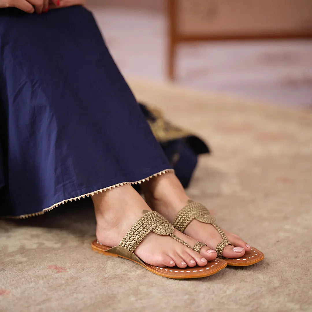 Deeya Kolhapuri Flats Kailash Footwear