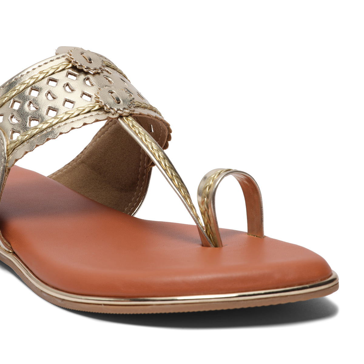 Diiya Metallic Kolhapuri