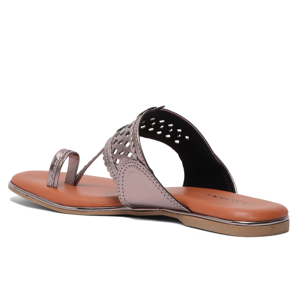 Diiya Metallic Kolhapuri