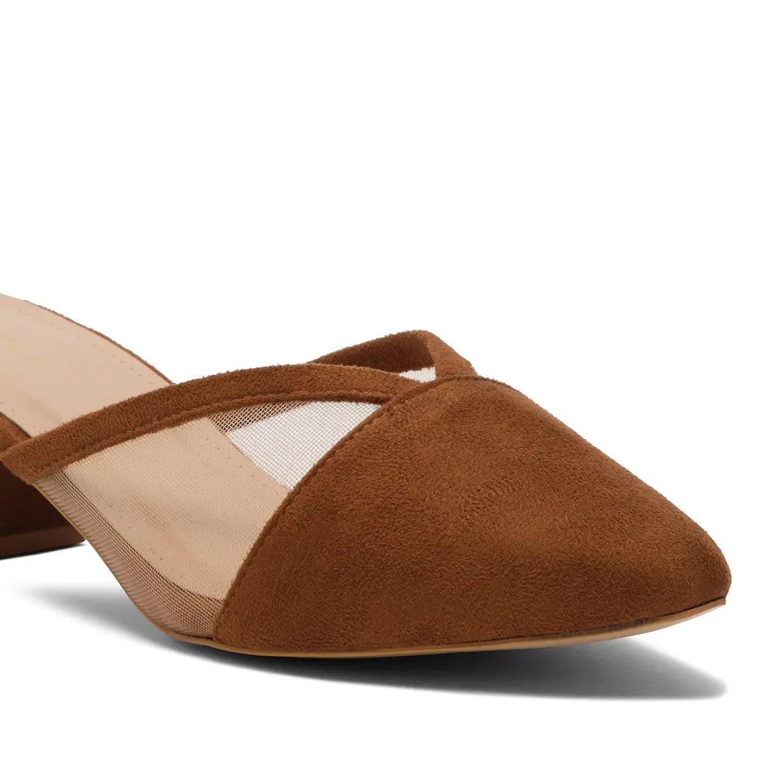 Divaire Solid Mules Bless Corporation