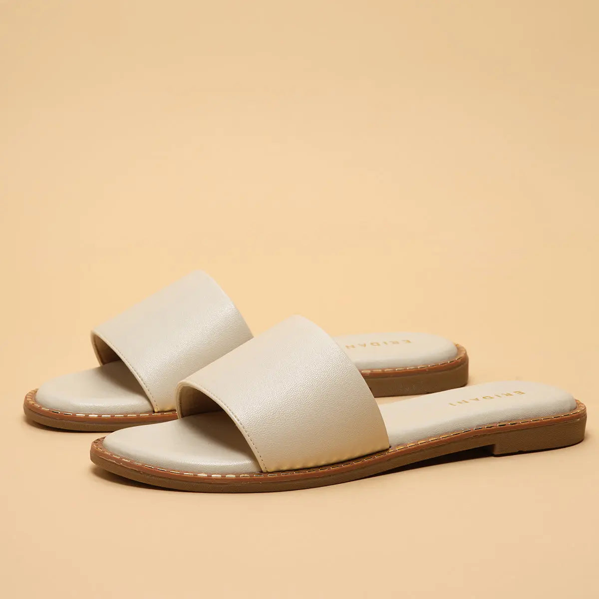 Ella Solid Flats Come