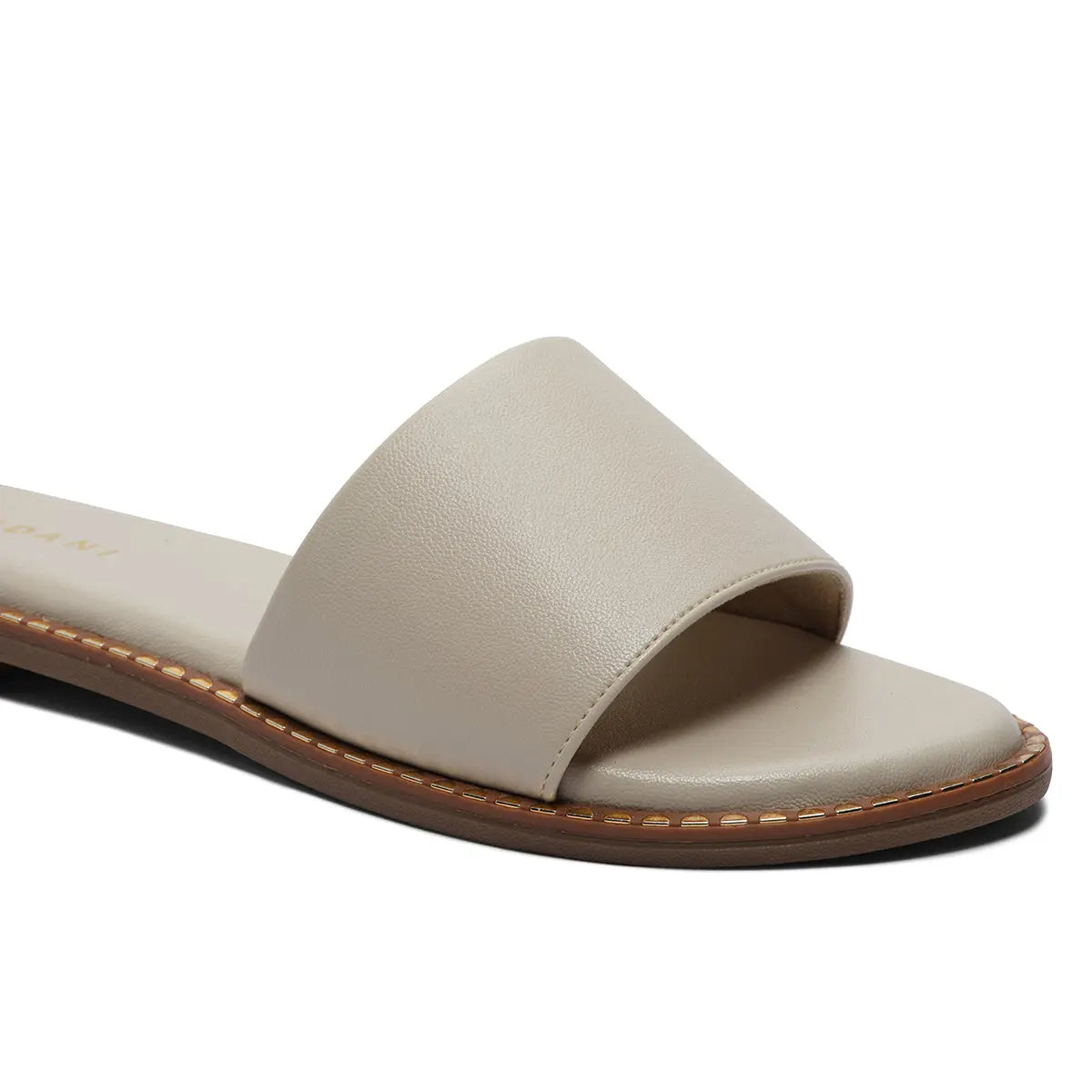 Ella Solid Flats Come