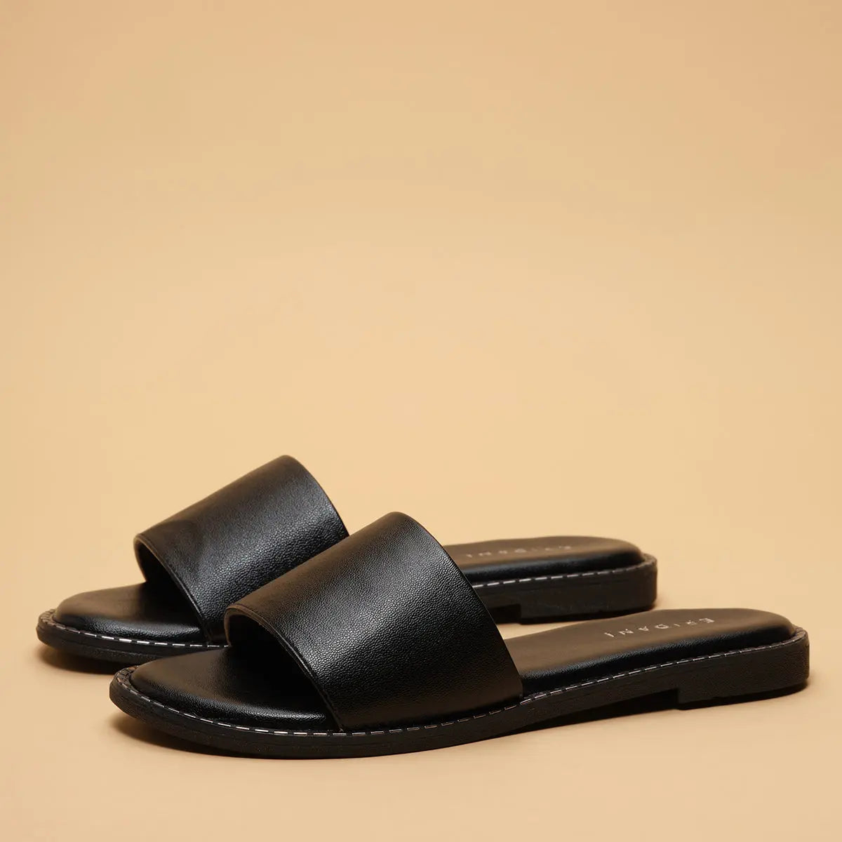 Ella Solid Flats Come