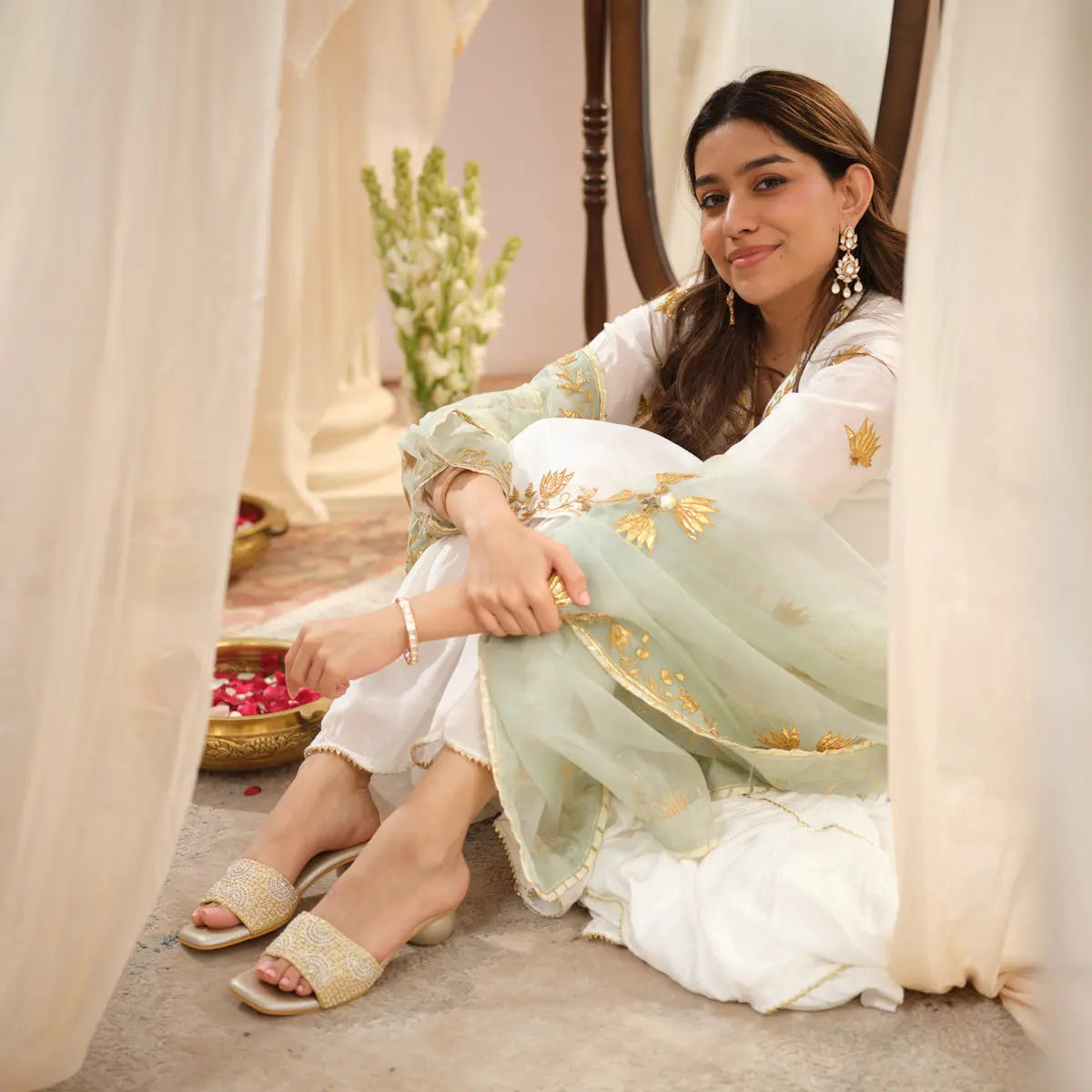 Esha Embroidered Heels Raziullah