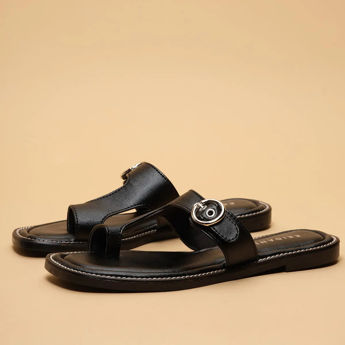 Idella Solid Flats SilverStar