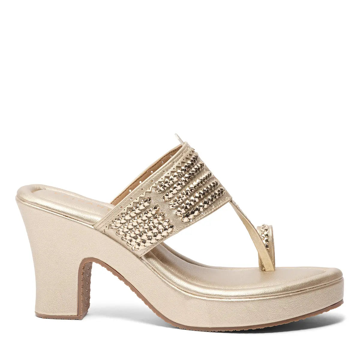 Inaaya Kolhapuri Wedges Zafer Style Enterprise
