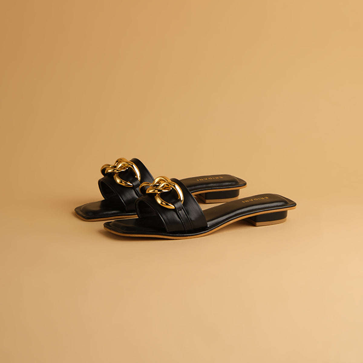 Kaira Embellished Flats Azim Ahmed Eridani