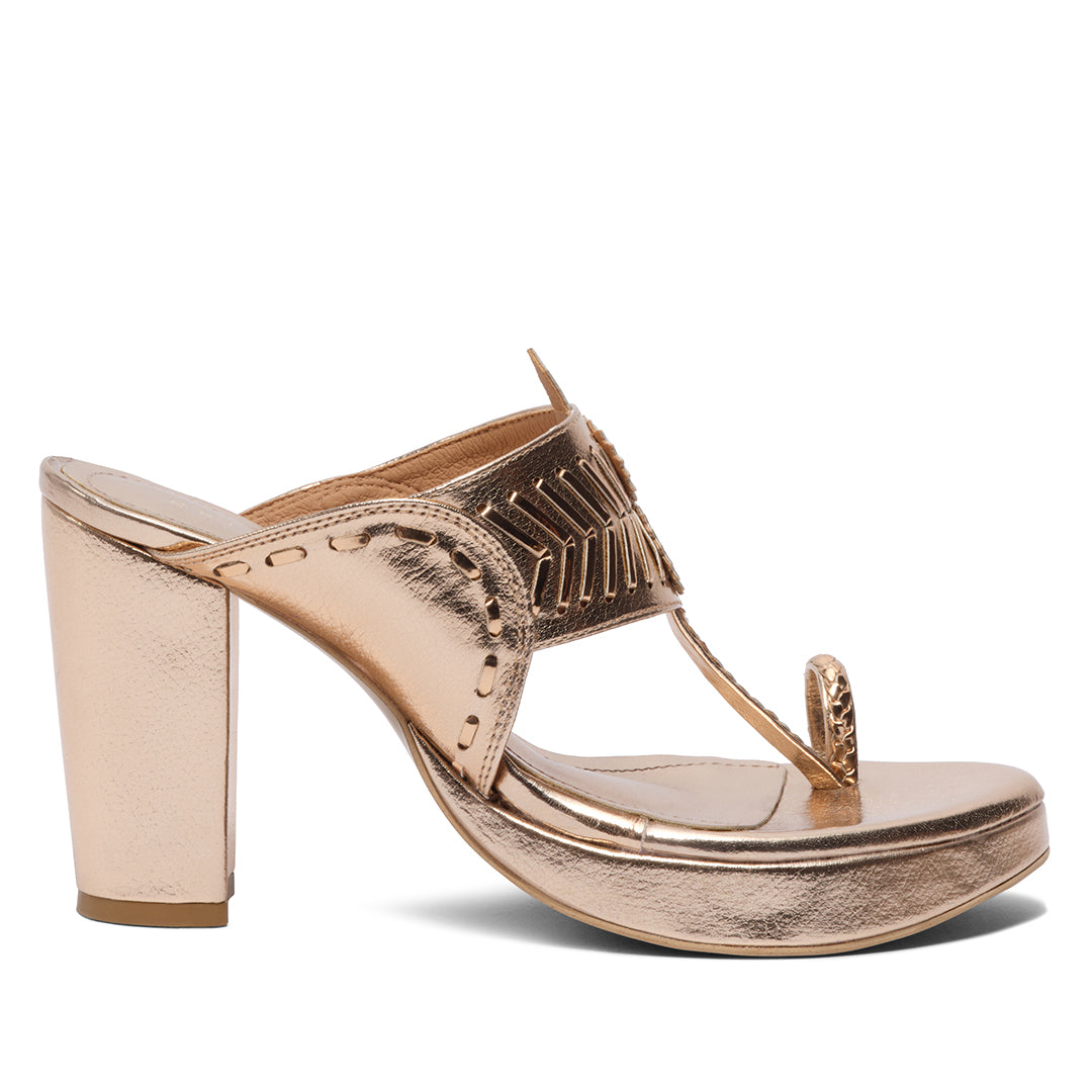 Kyomi Embellished Kolhapuri