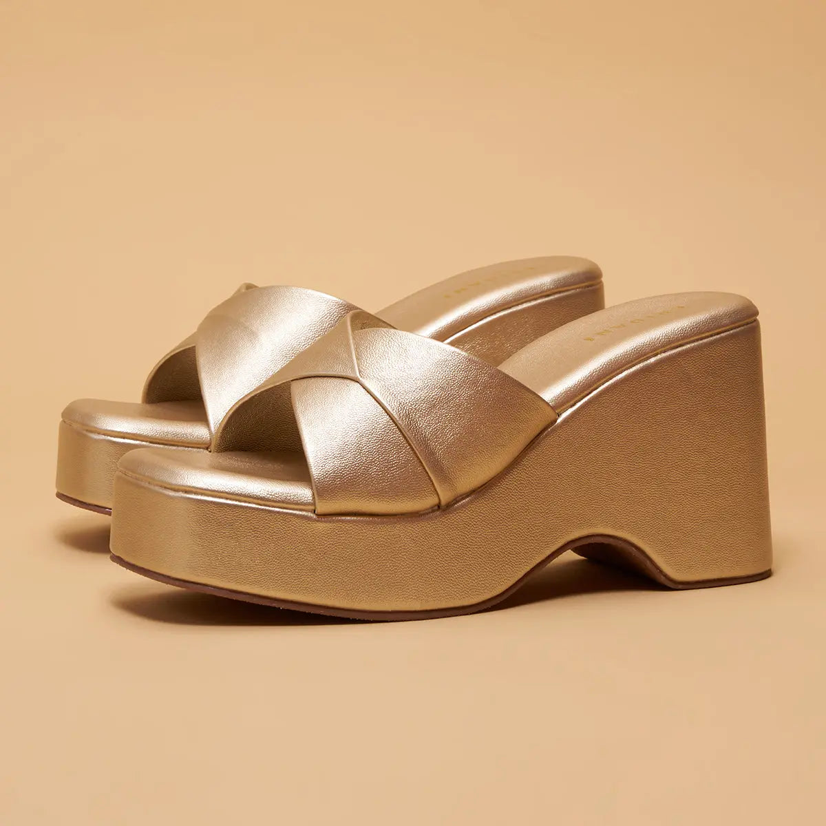Lauren Slip-On Wedges Star Footwear