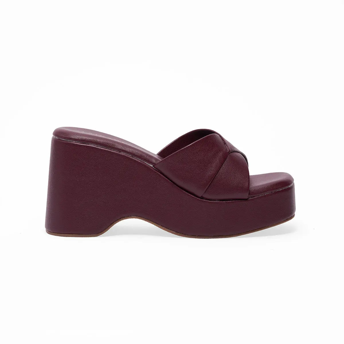 Lauren Slip-On Wedges Star Footwear