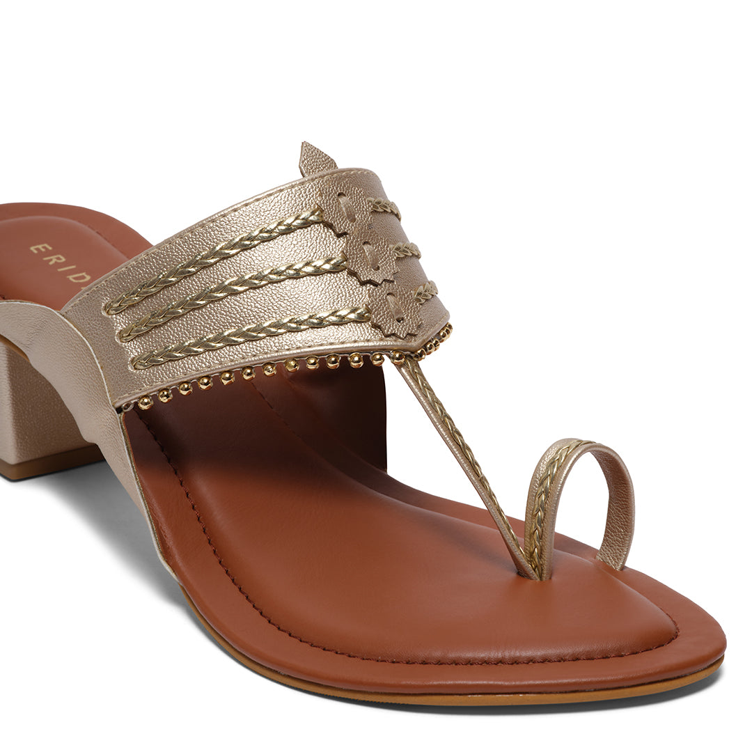 Nargis Kolhapuri Heels
