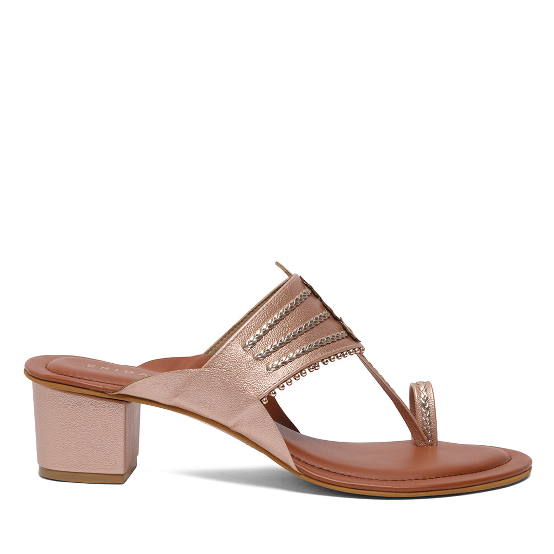 Nargis Kolhapuri Heels