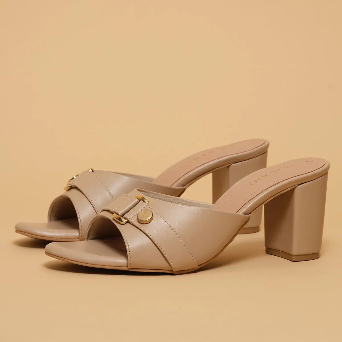 Nelly Slip-on Heels High Choice