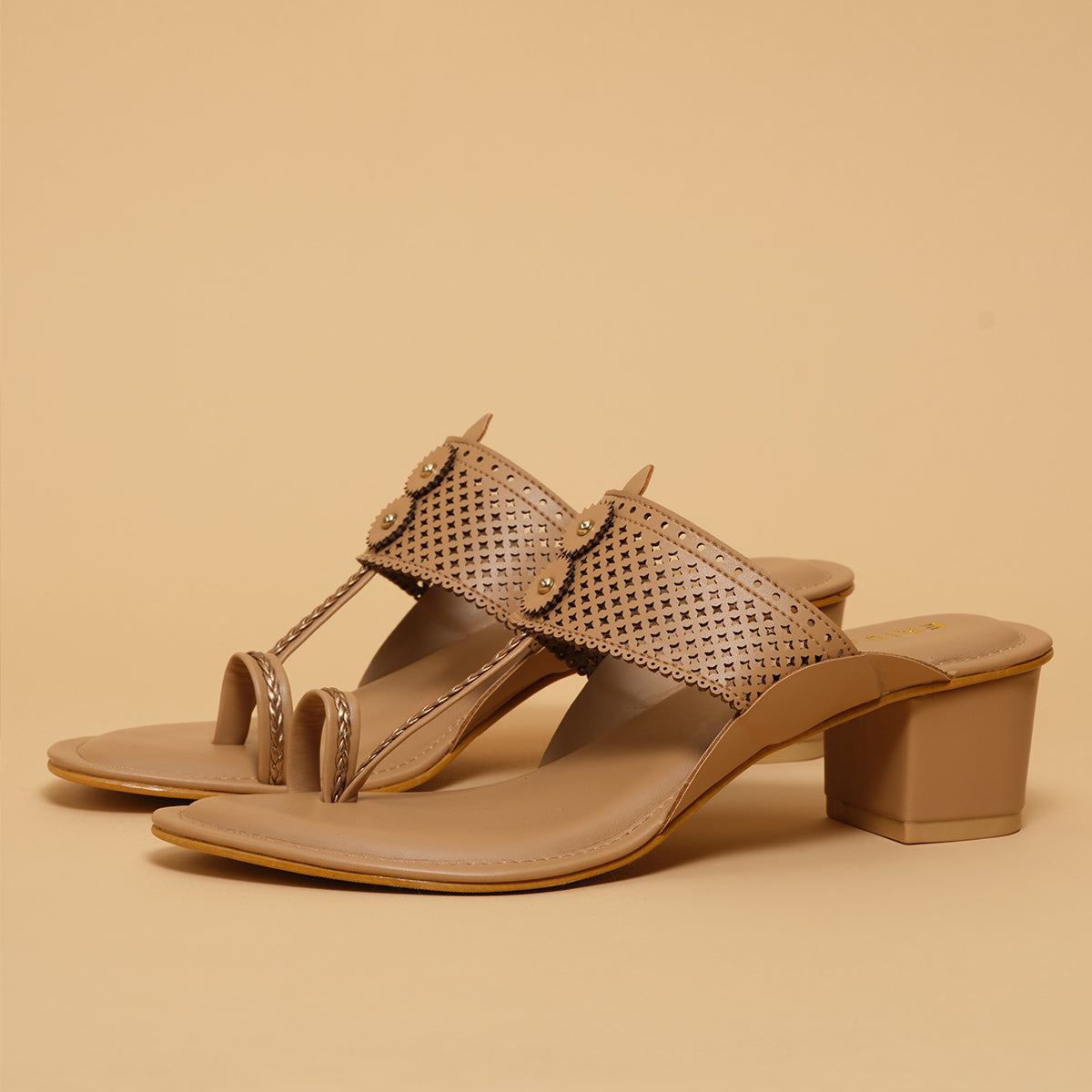 Nira Kolhapuri Heels