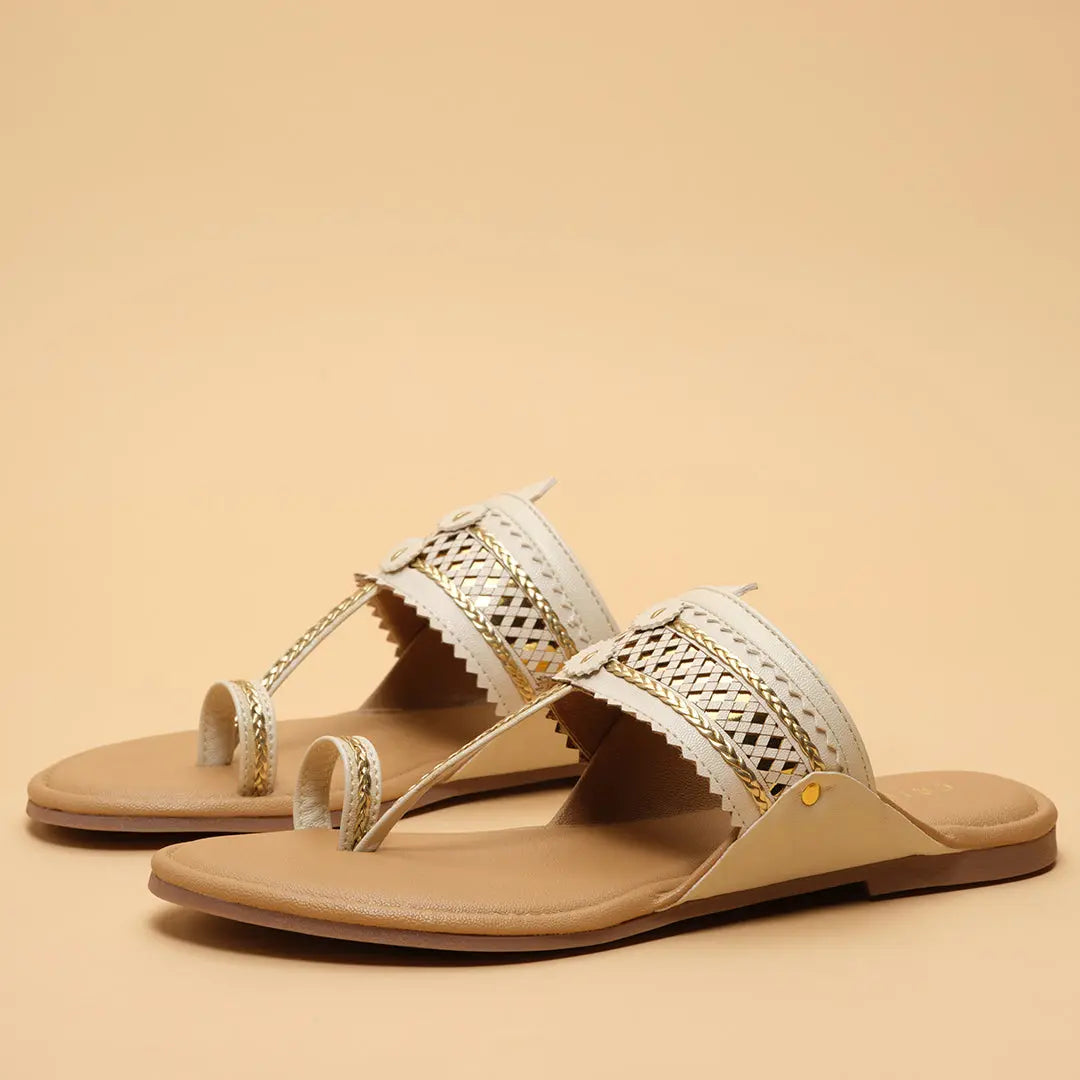 Nirvika Kolhapuri Flats GUDDU SHOES