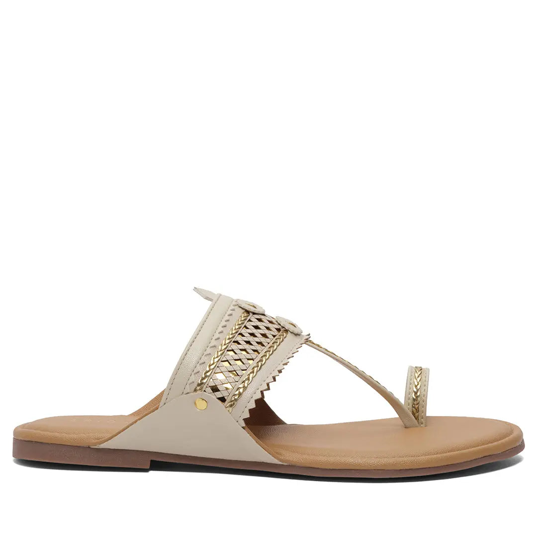 Nirvika Kolhapuri Flats GUDDU SHOES
