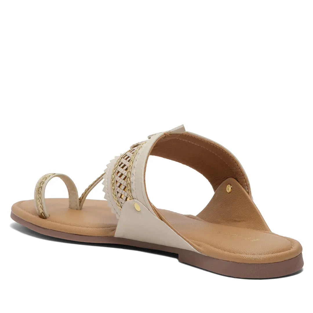 Nirvika Kolhapuri Flats GUDDU SHOES