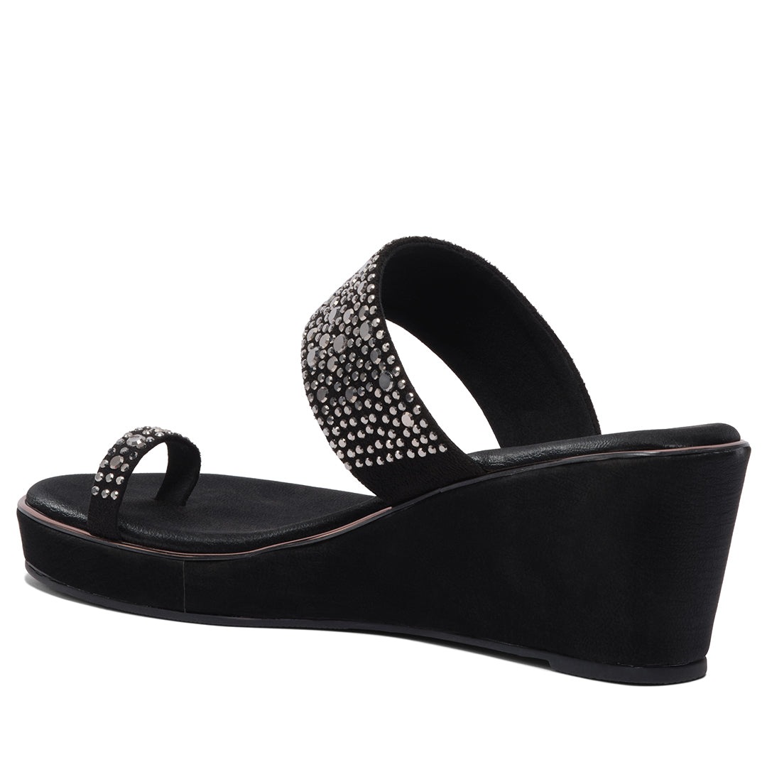 Niti Embellished Wedges