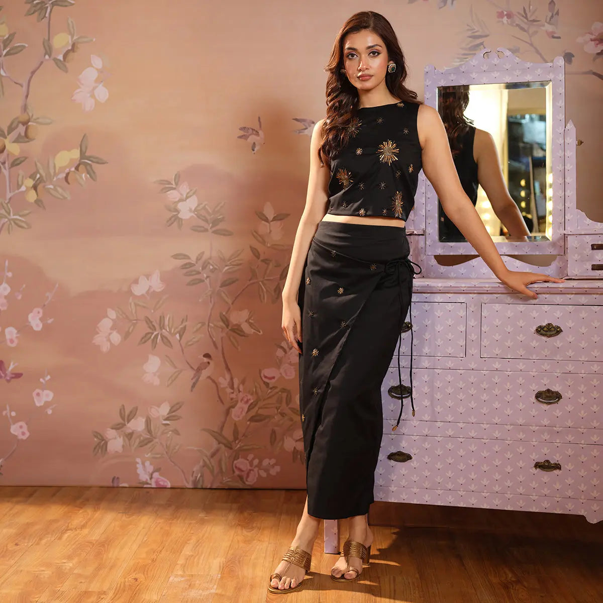 Niva Kolhapuri Heels Bless Corporation